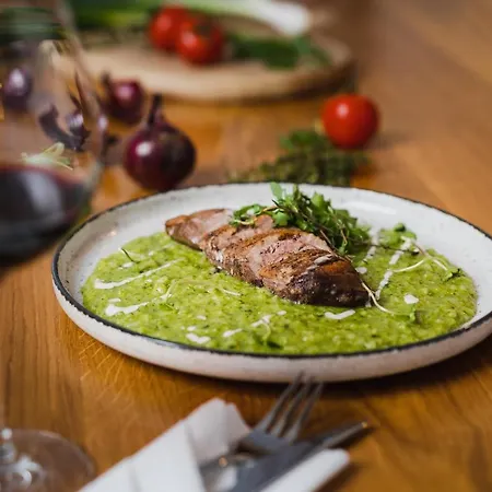 Palatin Oravsky Podzamok