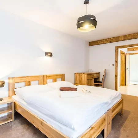 Palatin Hotel 3*